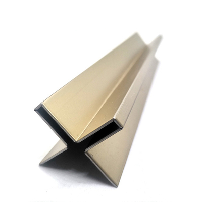 PVD X forment la Manche de tuile d'acier inoxydable équilibrent le délié de Rose Gold Black Silver Brushed 1,0 0.8mm pour le décor